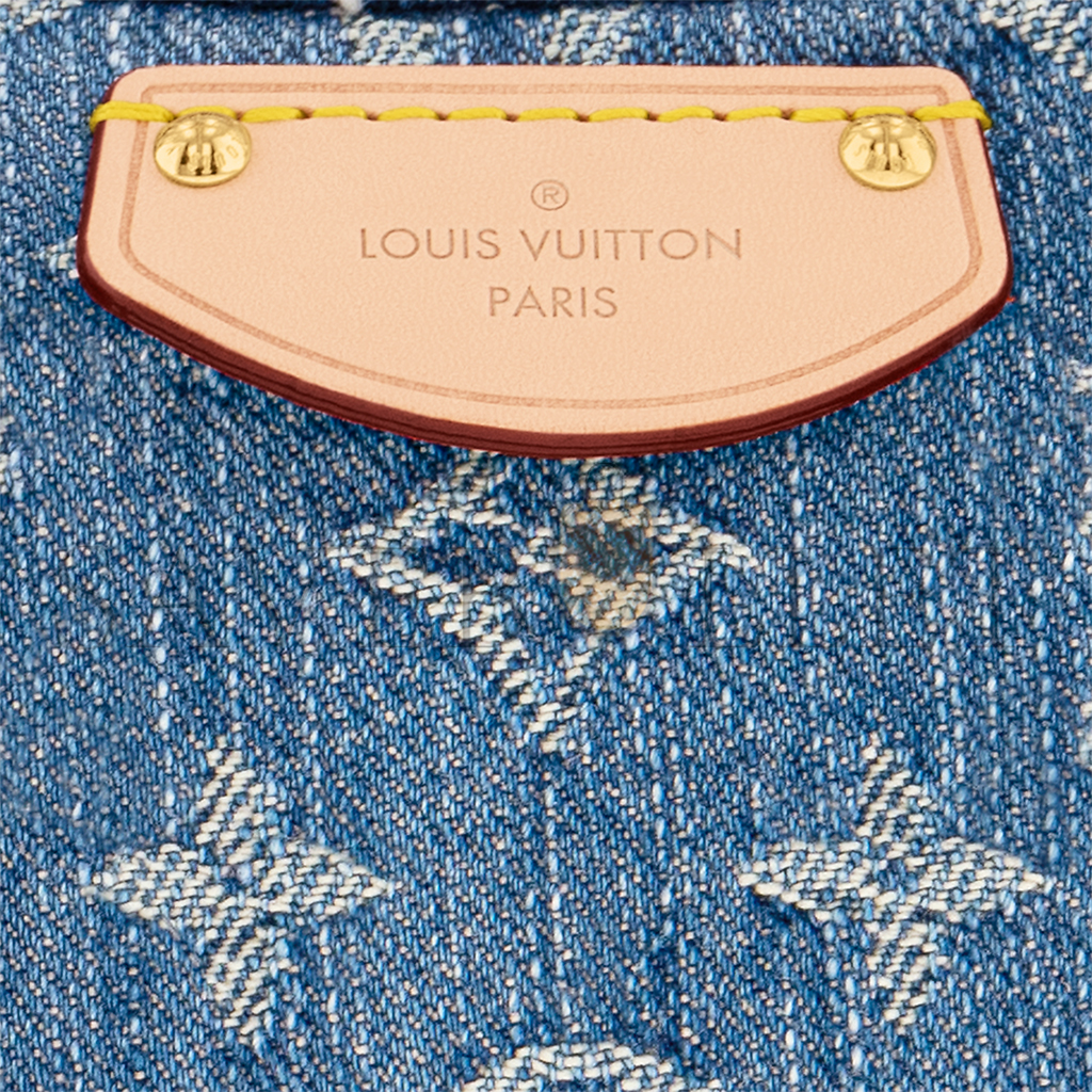 LOUIS VUITTON CROISSANT MM M46856 (25*15*5cm) LOUIS VUITTON CROISSANT MM M46856 (25*15*5cm)